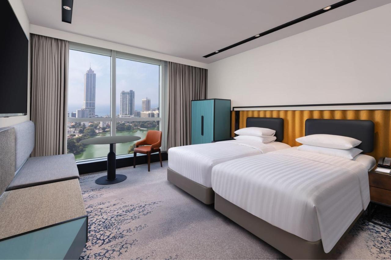Courtyard By Marriott Colombo Hotel Exterior foto