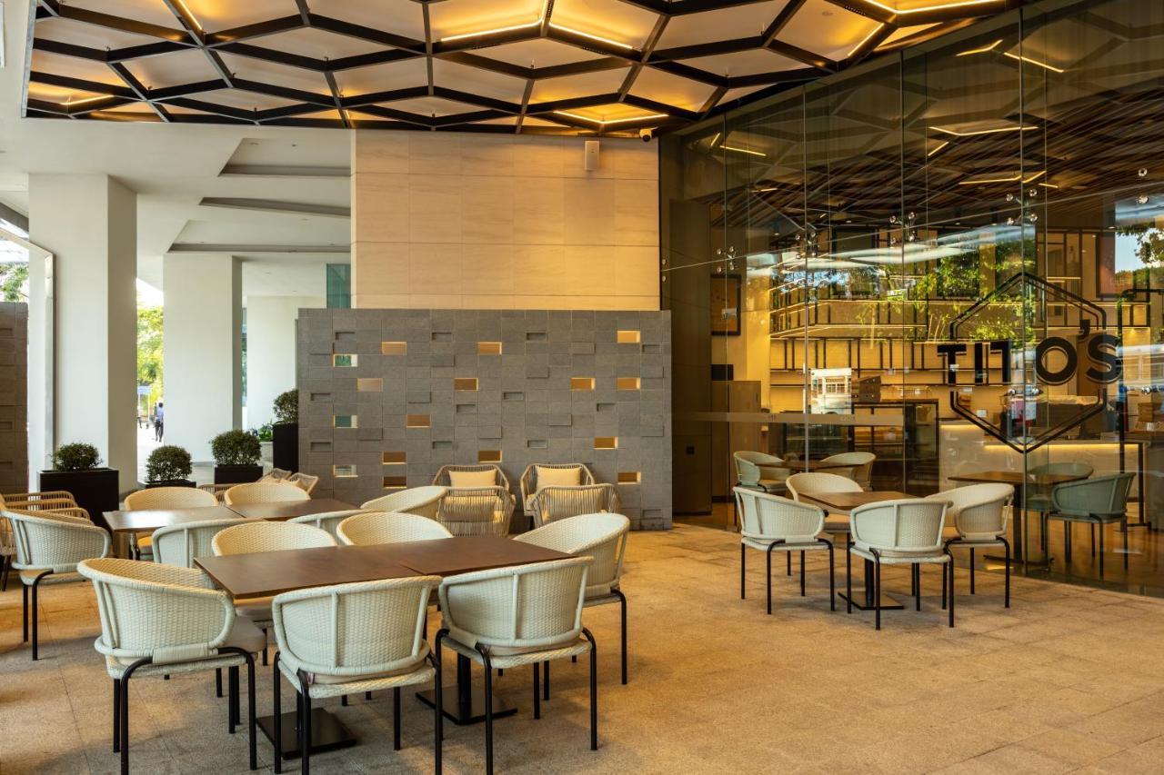 Courtyard By Marriott Colombo Hotel Exterior foto
