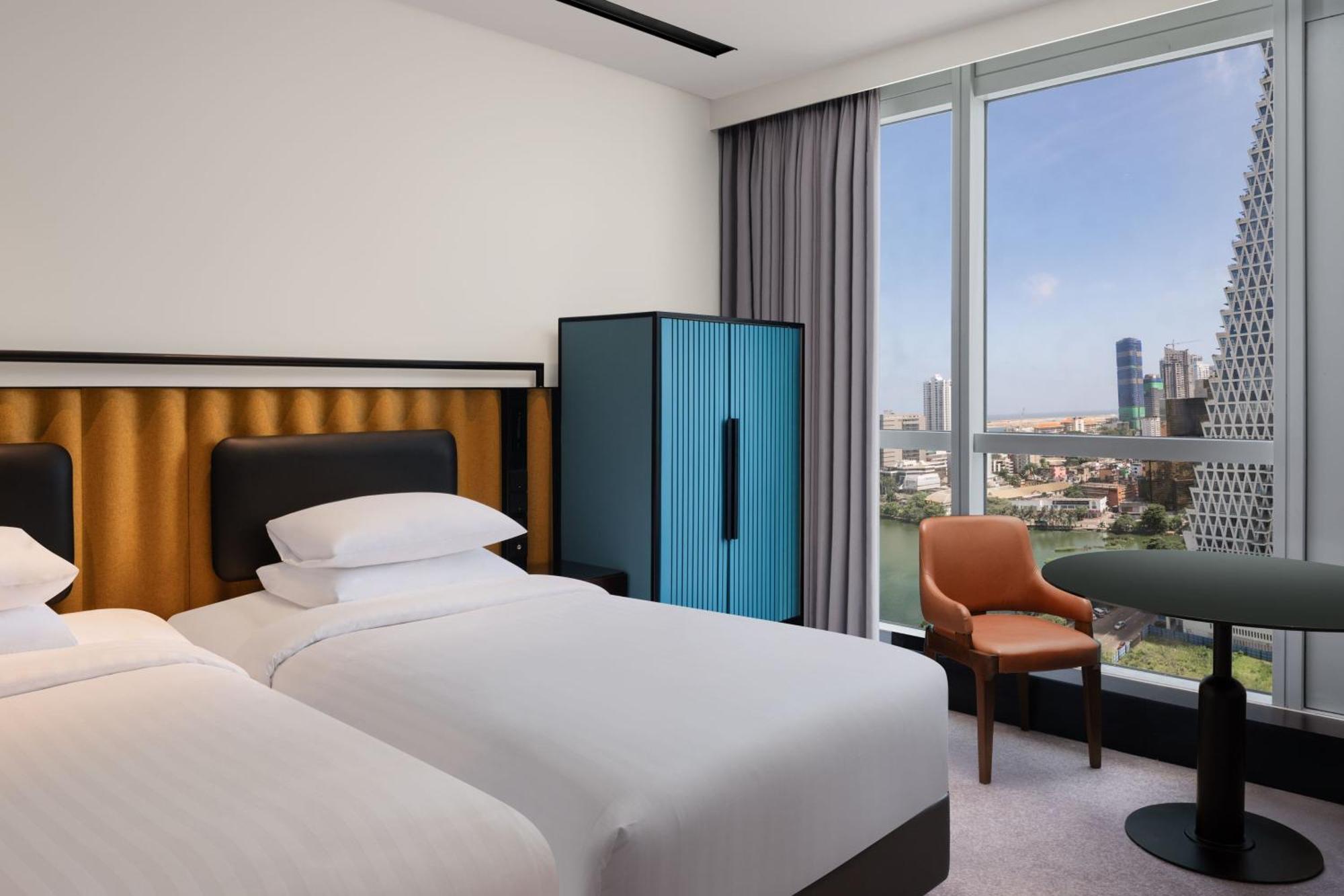Courtyard By Marriott Colombo Hotel Exterior foto